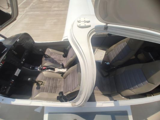 Used diamond aircrafts in stock for sale：Diomand DA40D